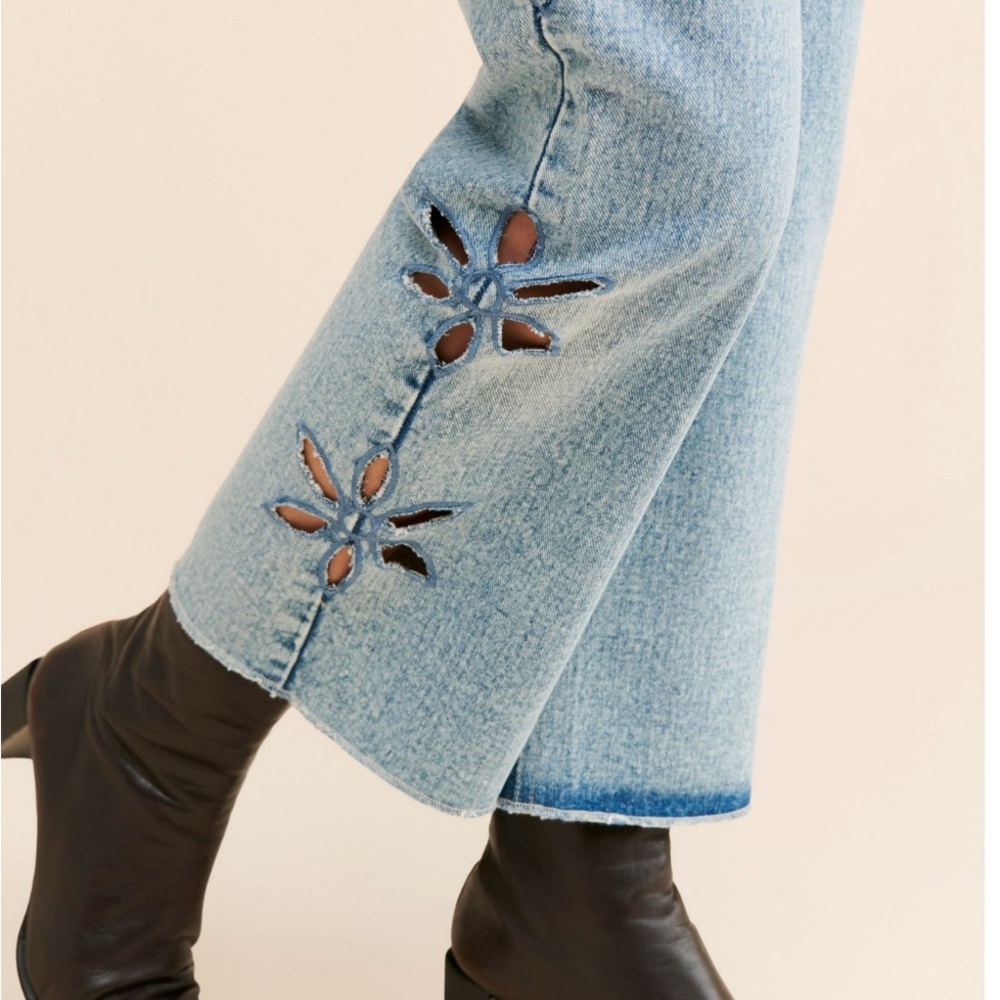 Free People Light Blue Flare Jeans - Picture 2 of 5
